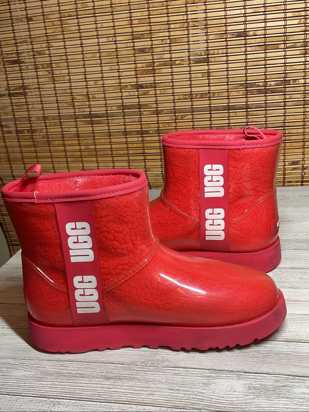 UGG CLASSIC CLEAR MINI 1113190 SAMBA RED Women’s Size 7 Boots Shoes